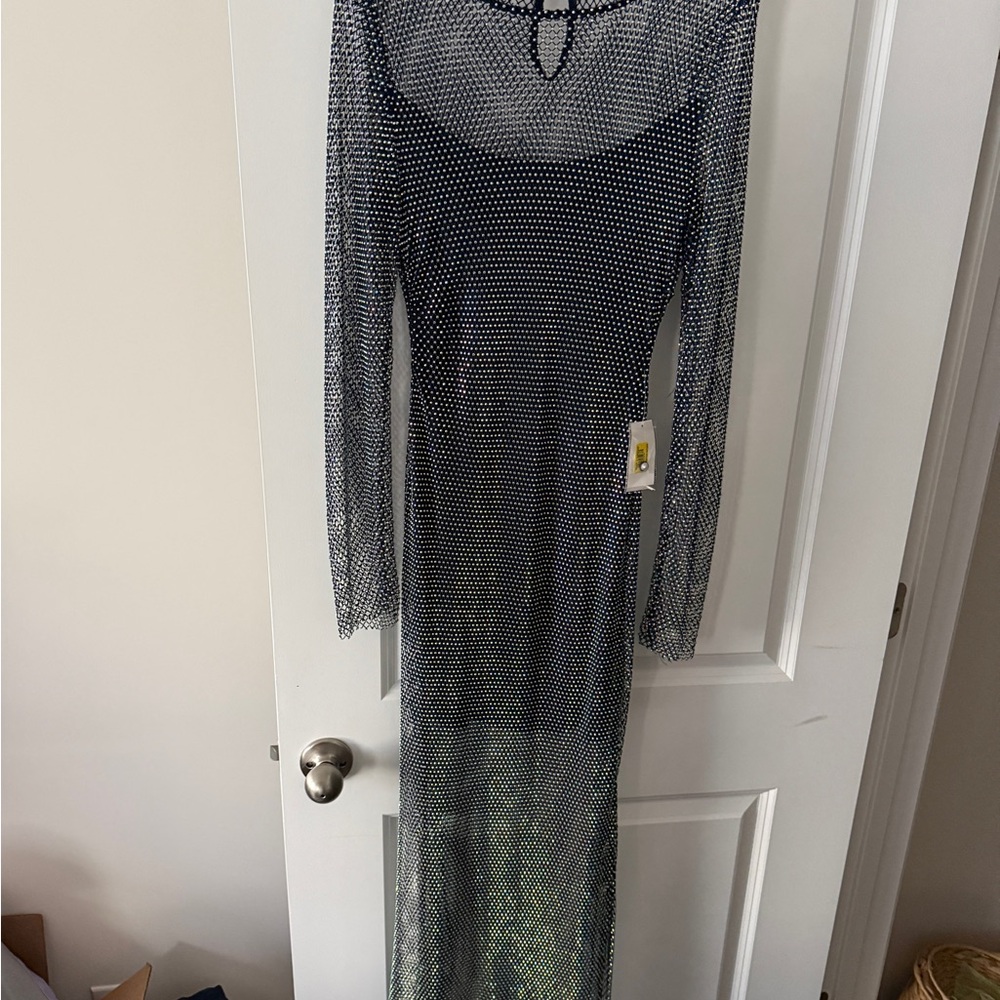 NWT B Darlin Elegant Navy/mermaid iridescent Mesh Dress with navy blue lining